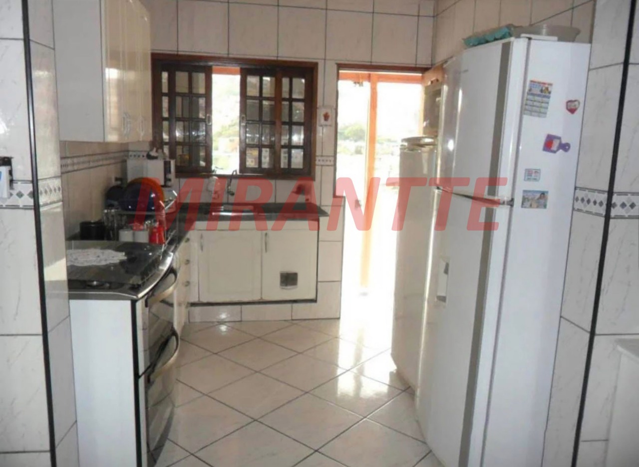 Sobrado de 380m² com 3 quartos em Vila Nova Galvão