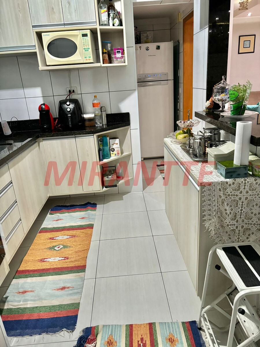 Apartamento de 72m² com 3 quartos em Santa Teresinha