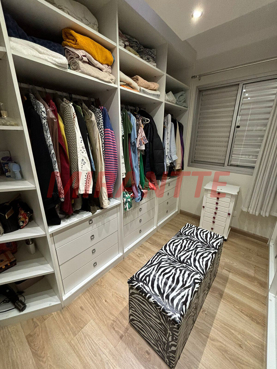 Apartamento de 72m² com 3 quartos em Santa Teresinha