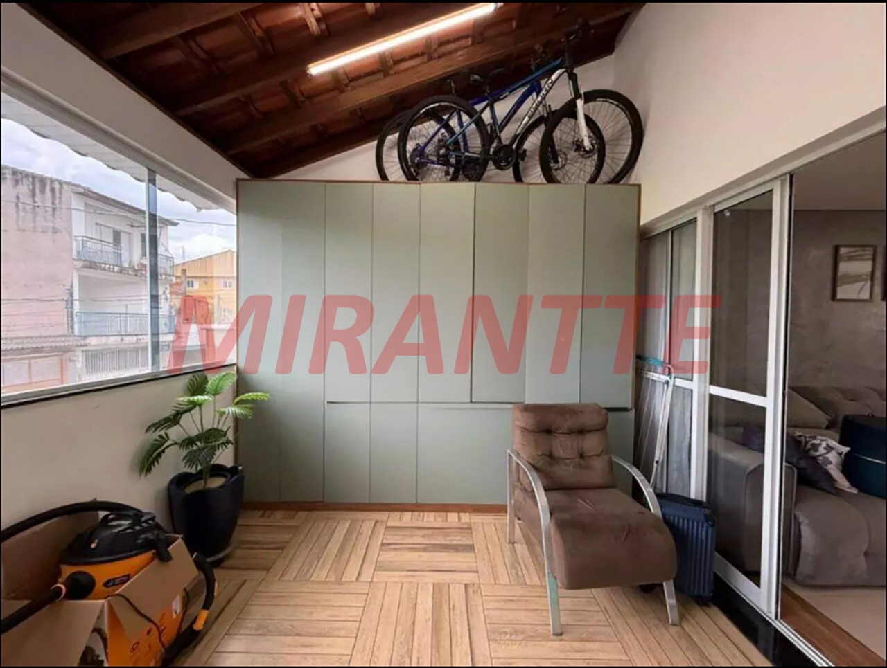 Casa terrea de 125m² com 3 quartos em residencial