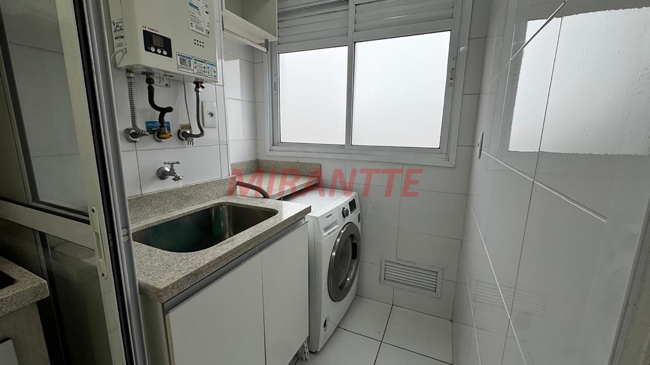 Apartamento de 52m² com 2 quartos em Parque Peruche