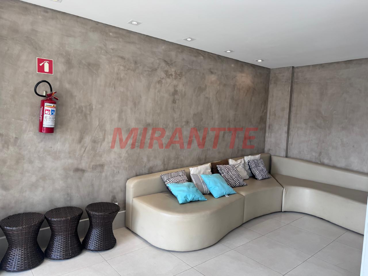 Apartamento de 52m² com 2 quartos em Parque Peruche