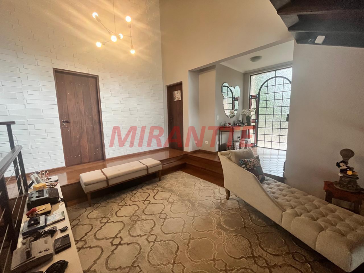 Sobrado de 330m² com 4 quartos em Cumbari