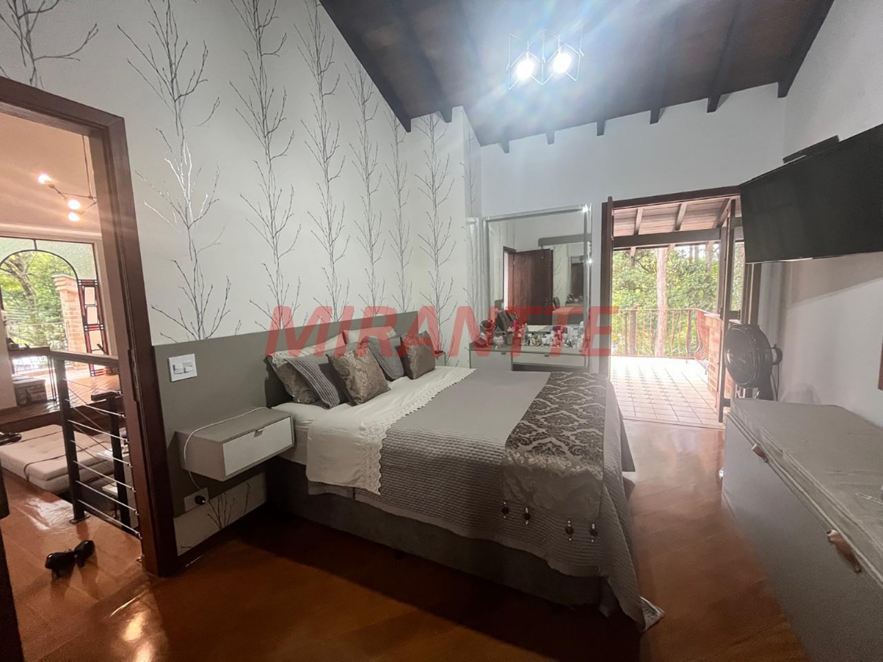 Sobrado de 330m² com 4 quartos em Cumbari