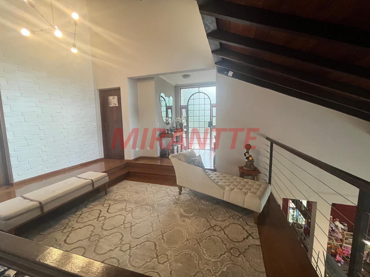 Sobrado de 330m² com 4 quartos em Cumbari
