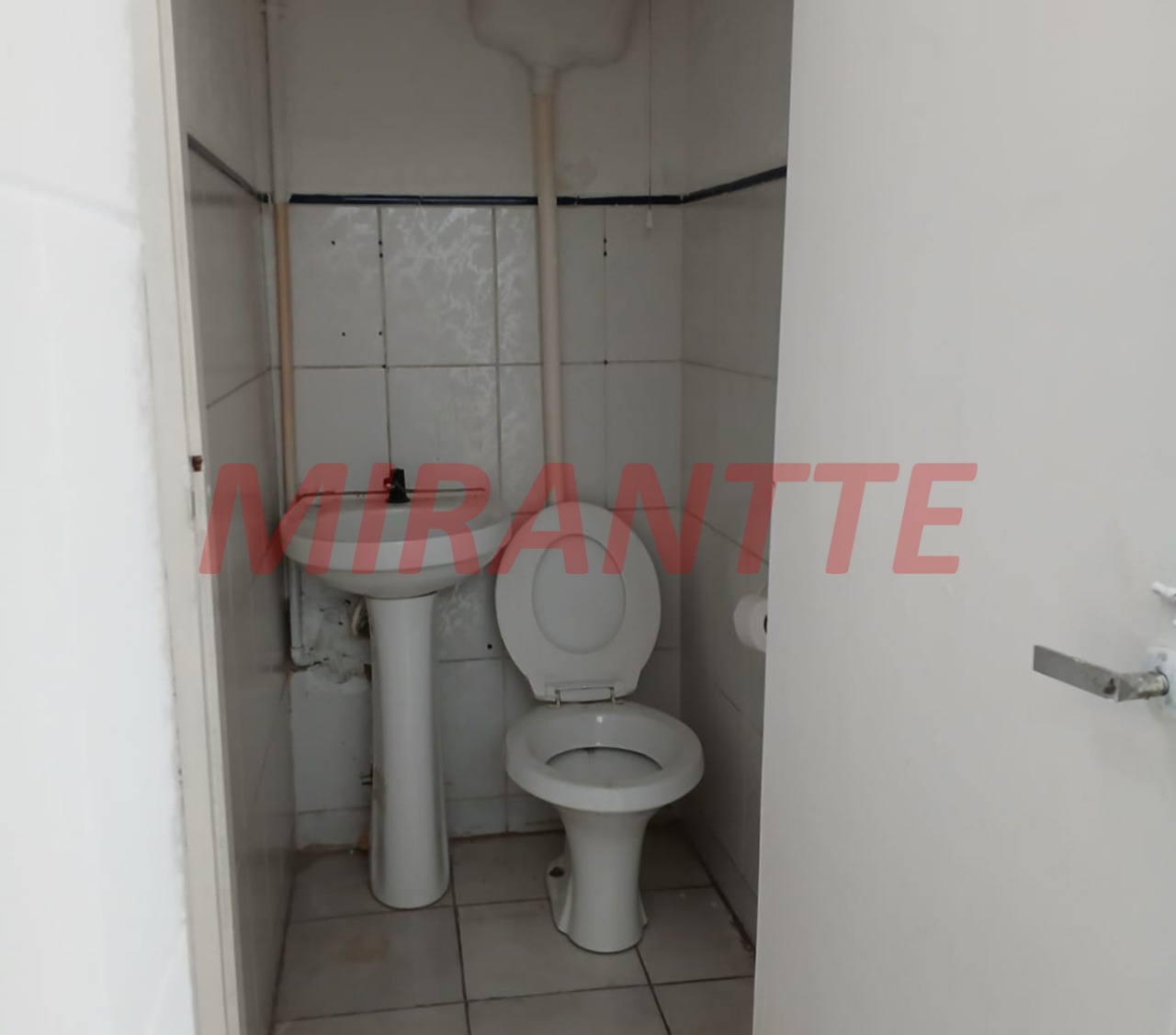 Comercial de 51.26m² em Santana