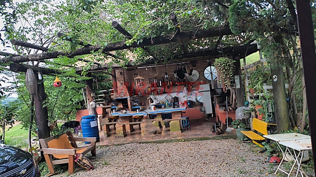 ChÁcara de 150m² com 5 quartos em Caraguata