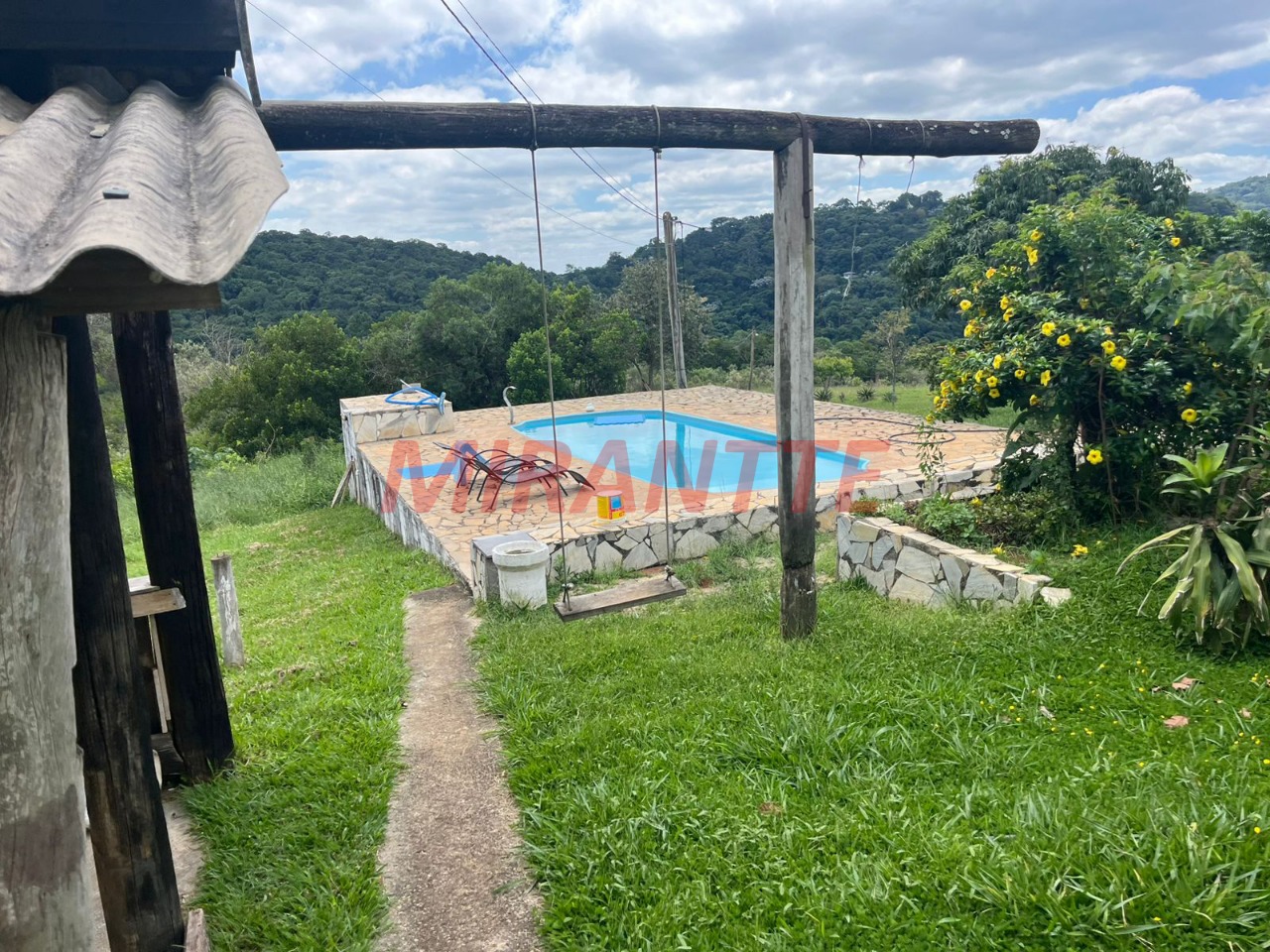 ChÁcara de 150m² com 5 quartos em Caraguata
