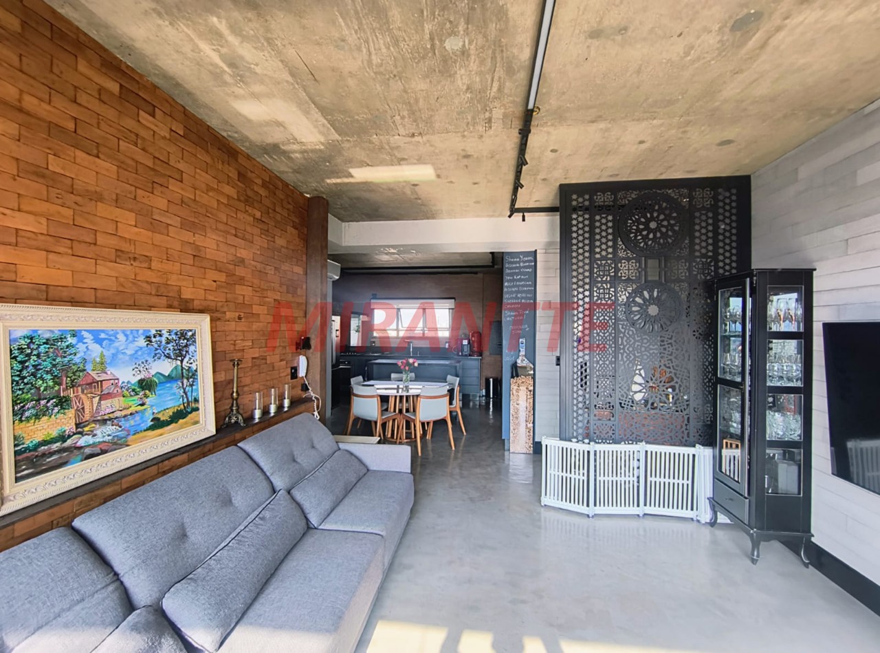 Apartamento de 142m² com 2 quartos em Água Fria