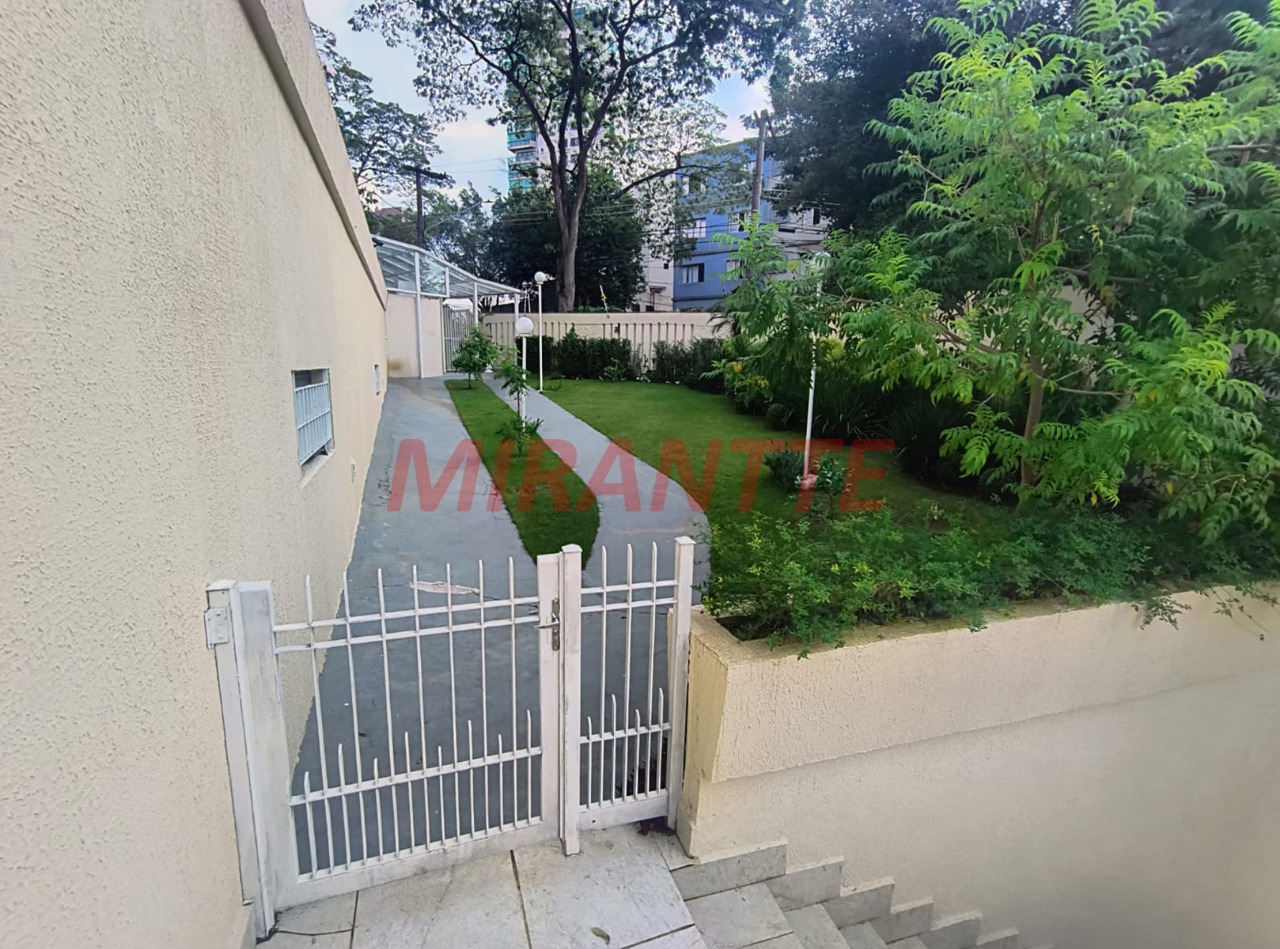 Apartamento de 142m² com 2 quartos em Água Fria
