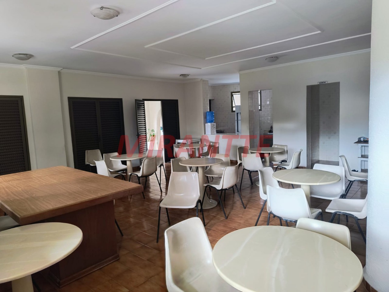 Apartamento de 142m² com 2 quartos em Água Fria