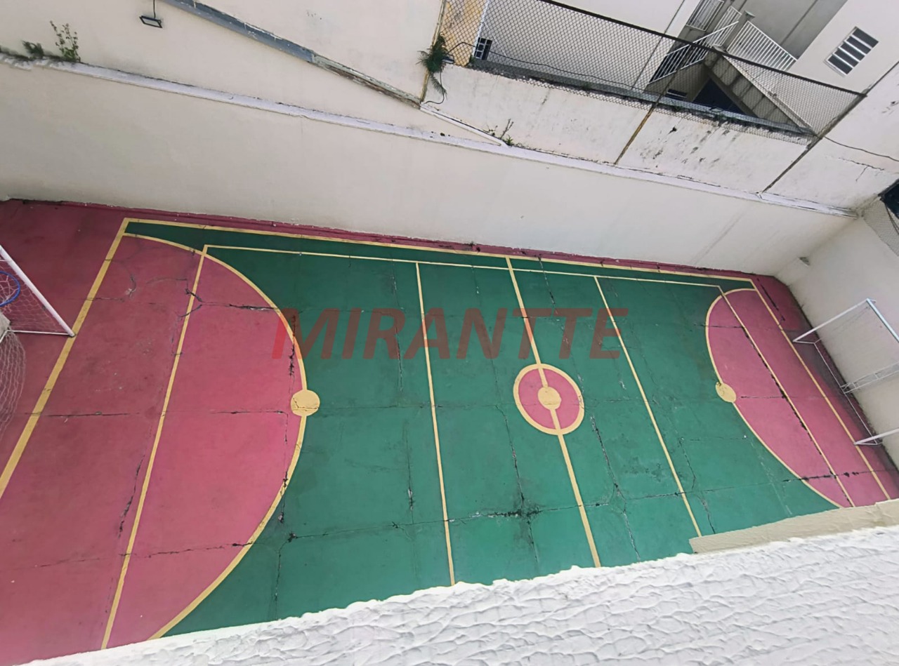 Apartamento de 142m² com 2 quartos em Água Fria