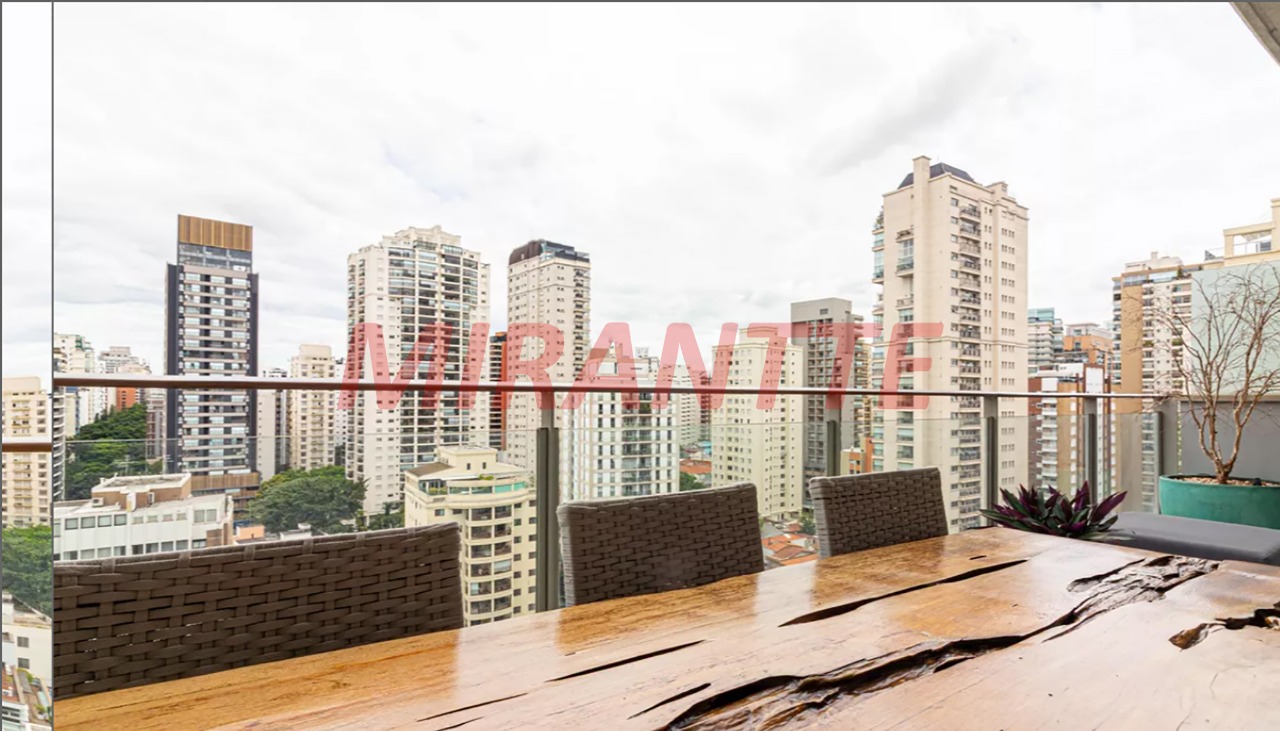 Apartamento de 92m² com 1 quartos em Vila Nova Conceição