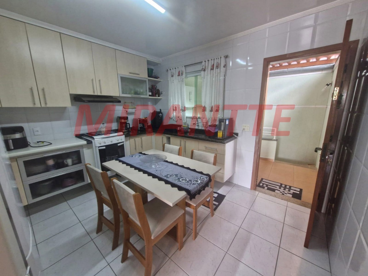 Sobrado de 73m² com 2 quartos em Vila Nivi
