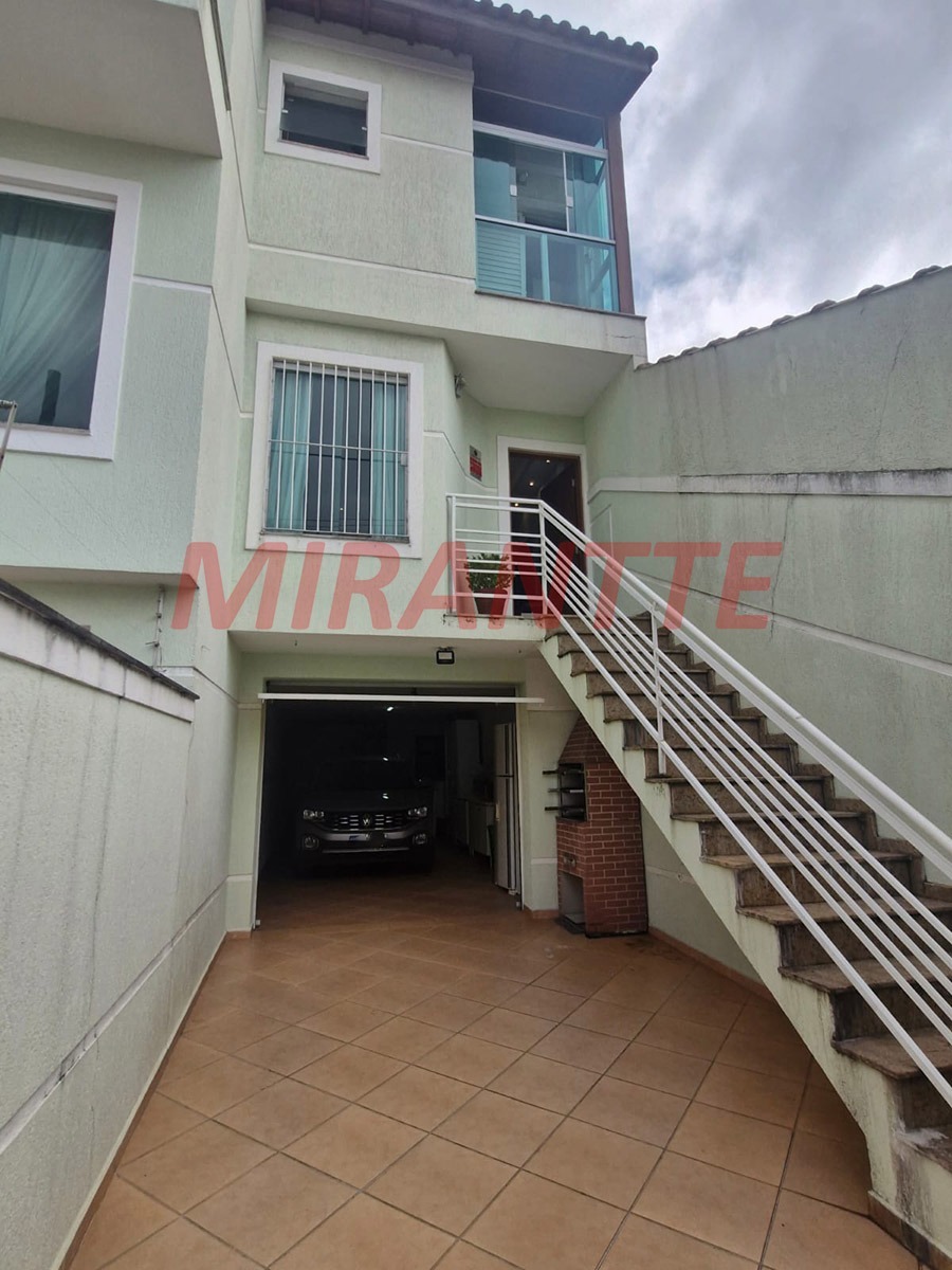Sobrado de 73m² com 2 quartos em Vila Nivi