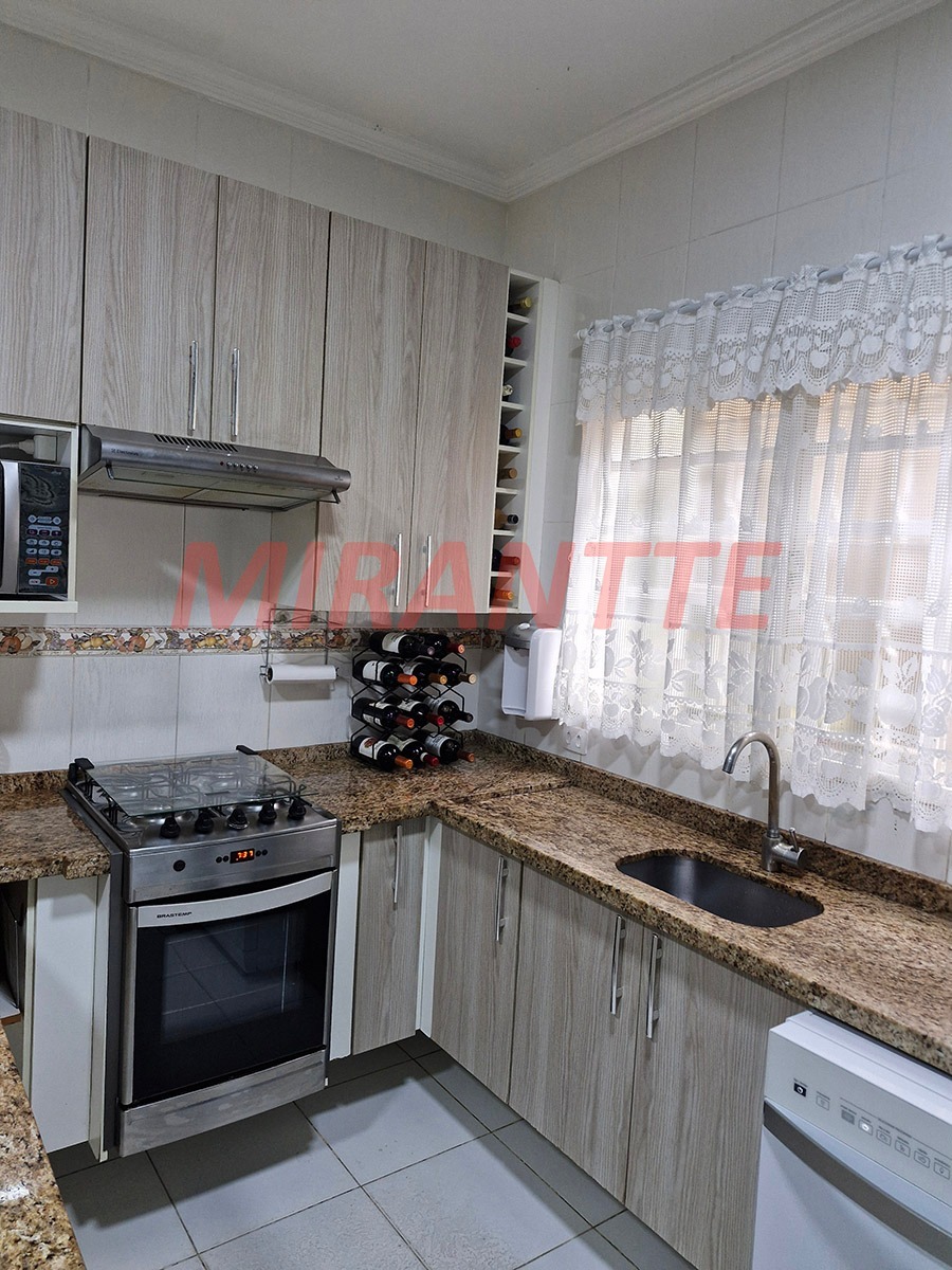 Sobrado de 170m² com 3 quartos em Jardim Val Paraiso