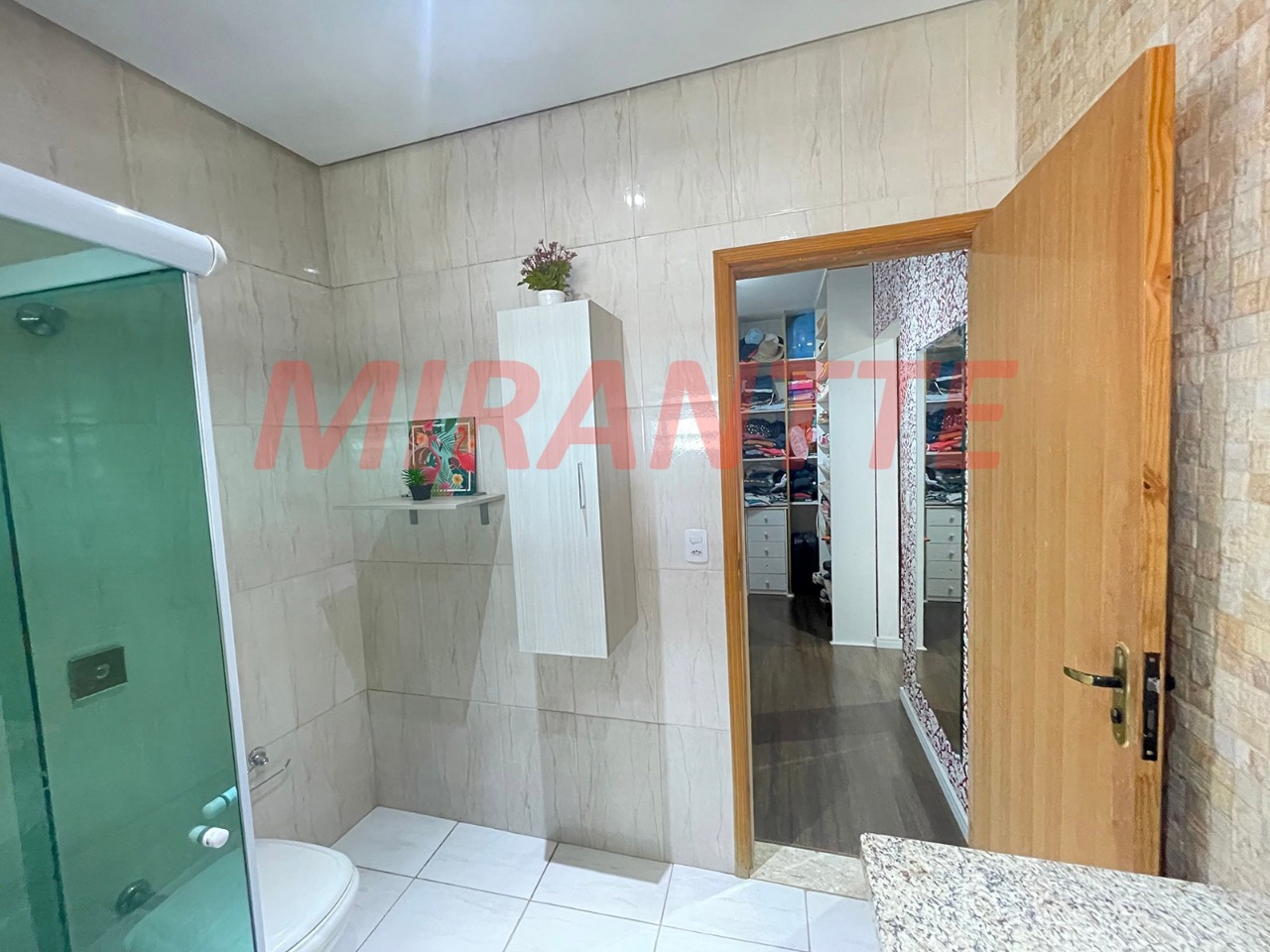 Sobrado de 170m² com 3 quartos em Jardim Val Paraiso