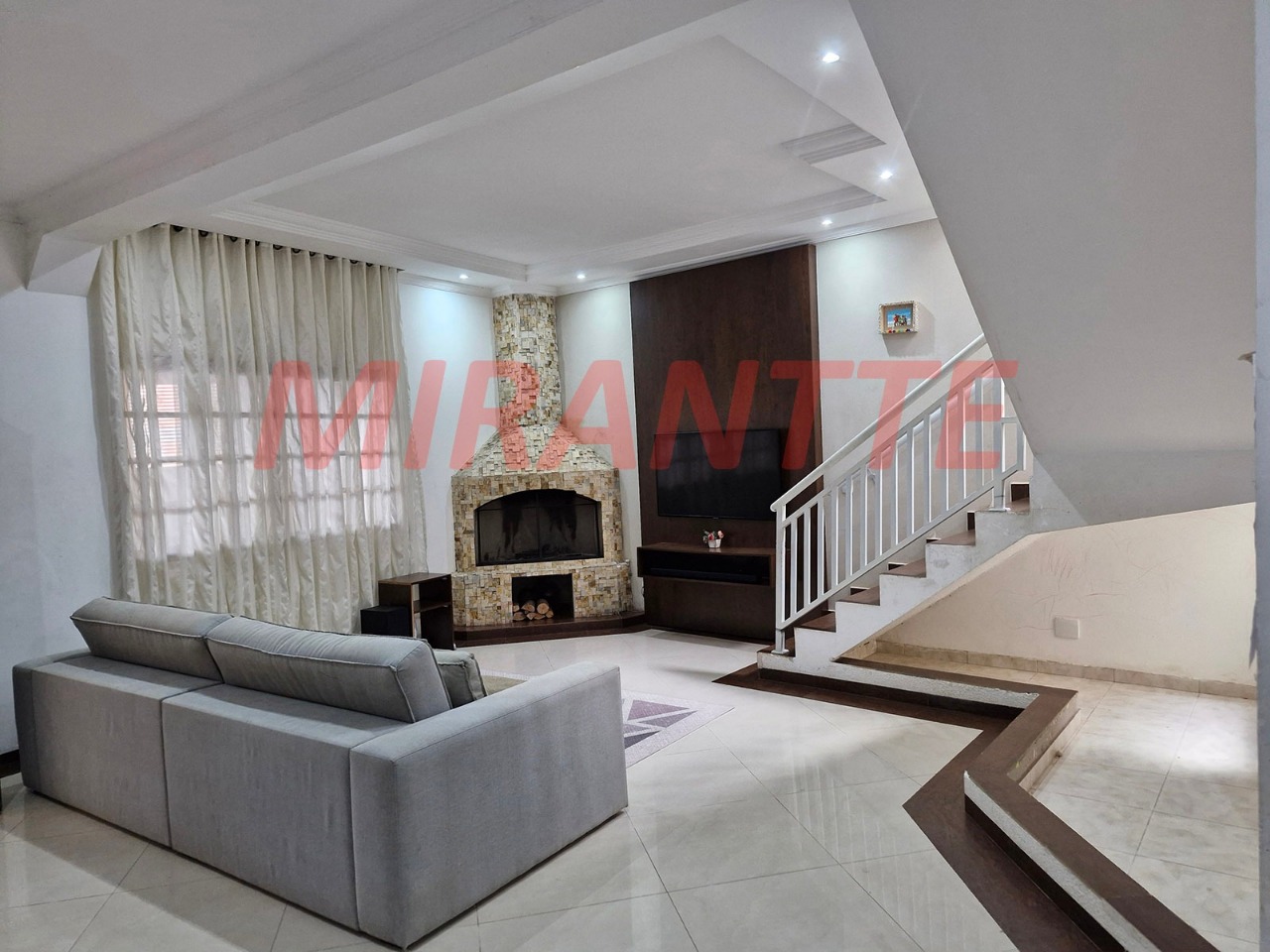 Sobrado de 170m² com 3 quartos em Jardim Val Paraiso