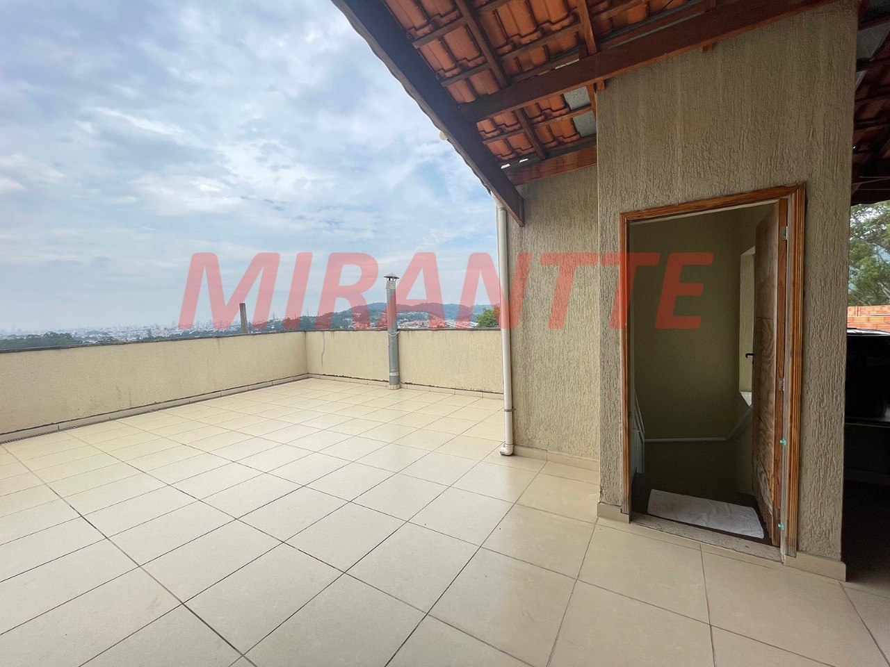 Sobrado de 170m² com 3 quartos em Jardim Val Paraiso