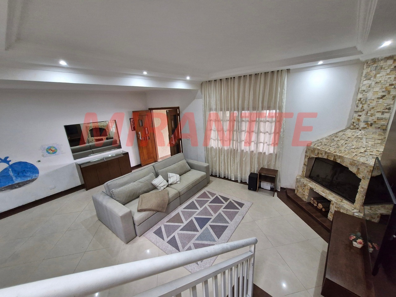 Sobrado de 170m² com 3 quartos em Jardim Val Paraiso