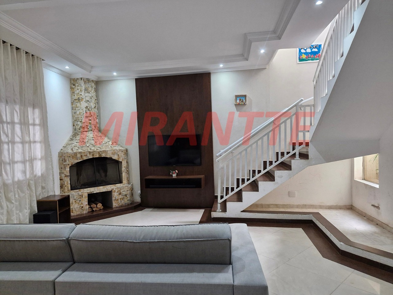 Sobrado de 170m² com 3 quartos em Jardim Val Paraiso