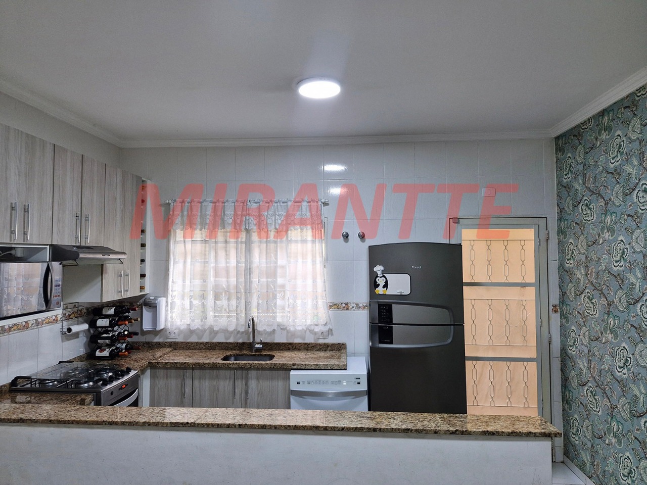 Sobrado de 170m² com 3 quartos em Jardim Val Paraiso