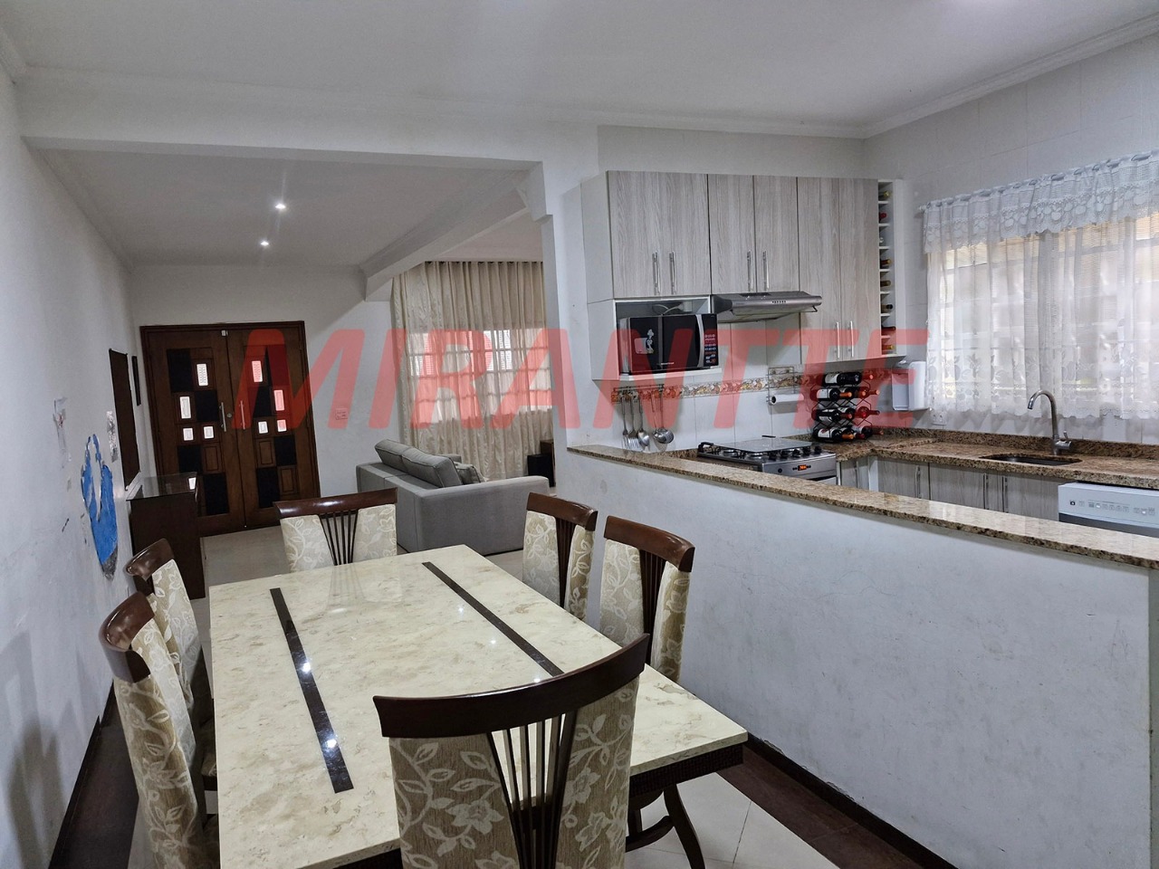 Sobrado de 170m² com 3 quartos em Jardim Val Paraiso