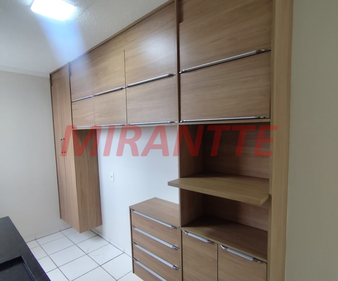 Apartamento de 45m² com 2 quartos em Jardim Angélica
