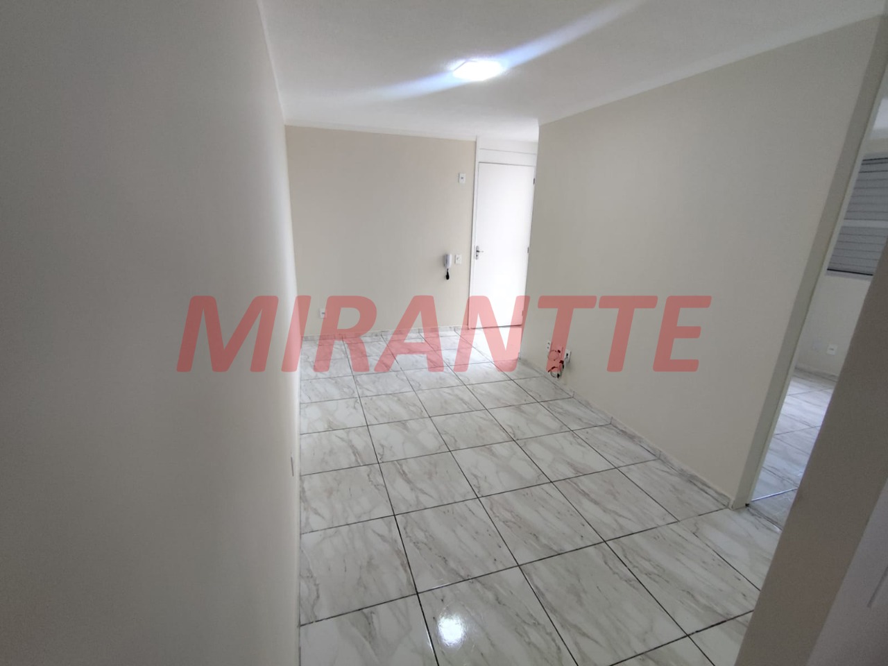 Apartamento de 45m² com 2 quartos em Jardim Angélica