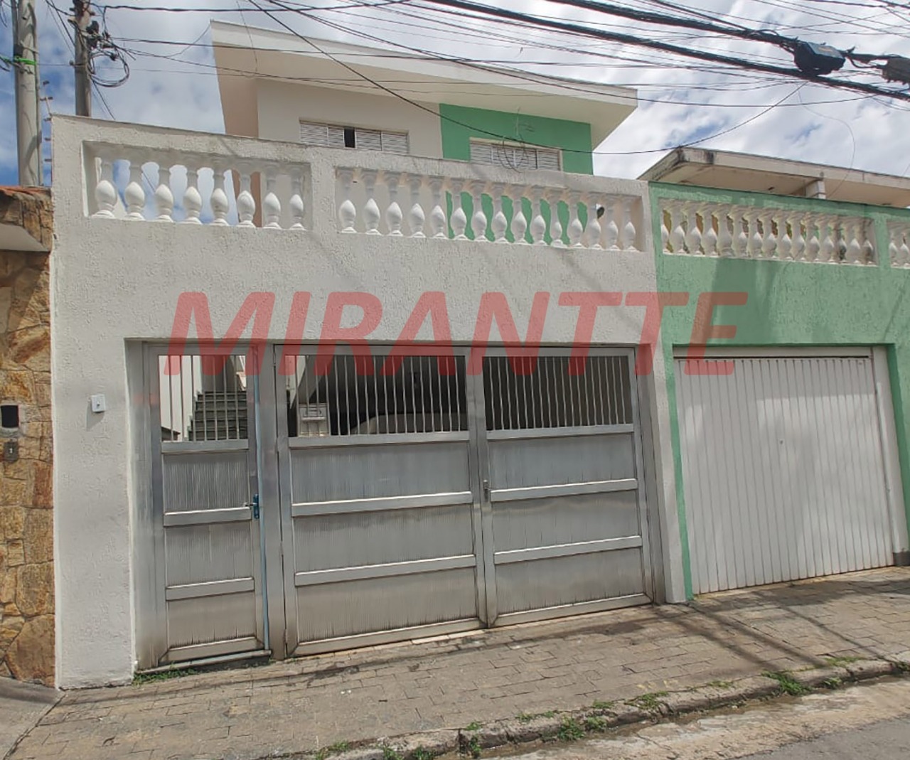 Sobrado de 178m² com 4 quartos em Vila Nova Mazzei