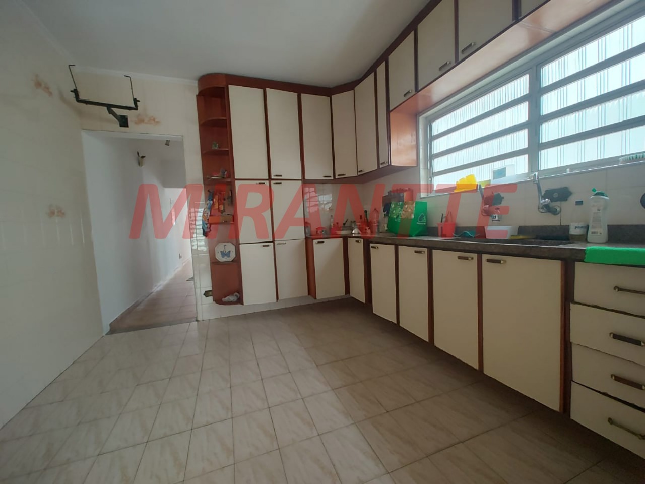 Sobrado de 178m² com 4 quartos em Vila Nova Mazzei
