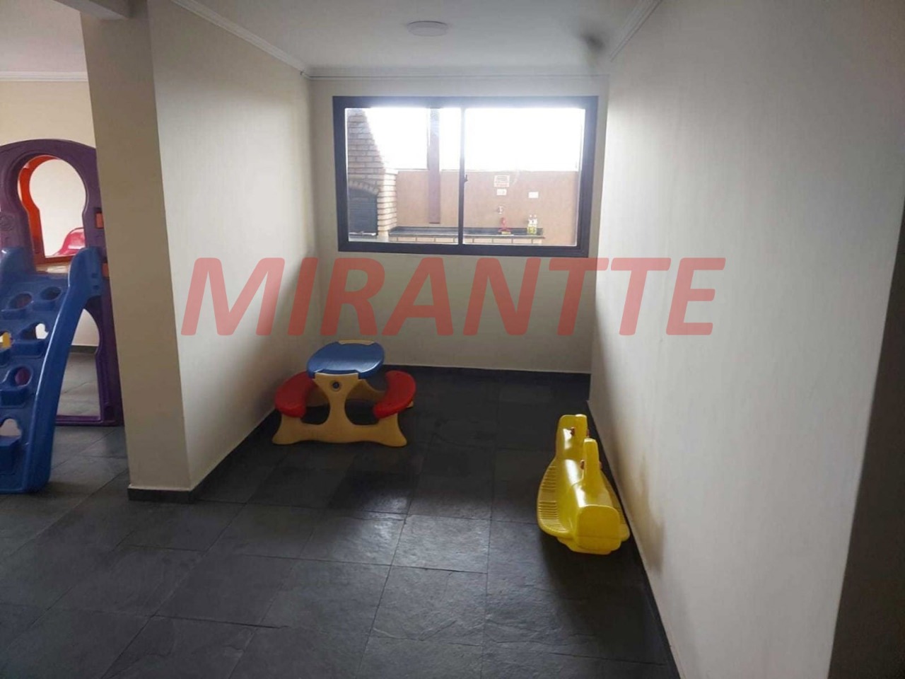 Apartamento de 60m² com 2 quartos em Vila Mazzei