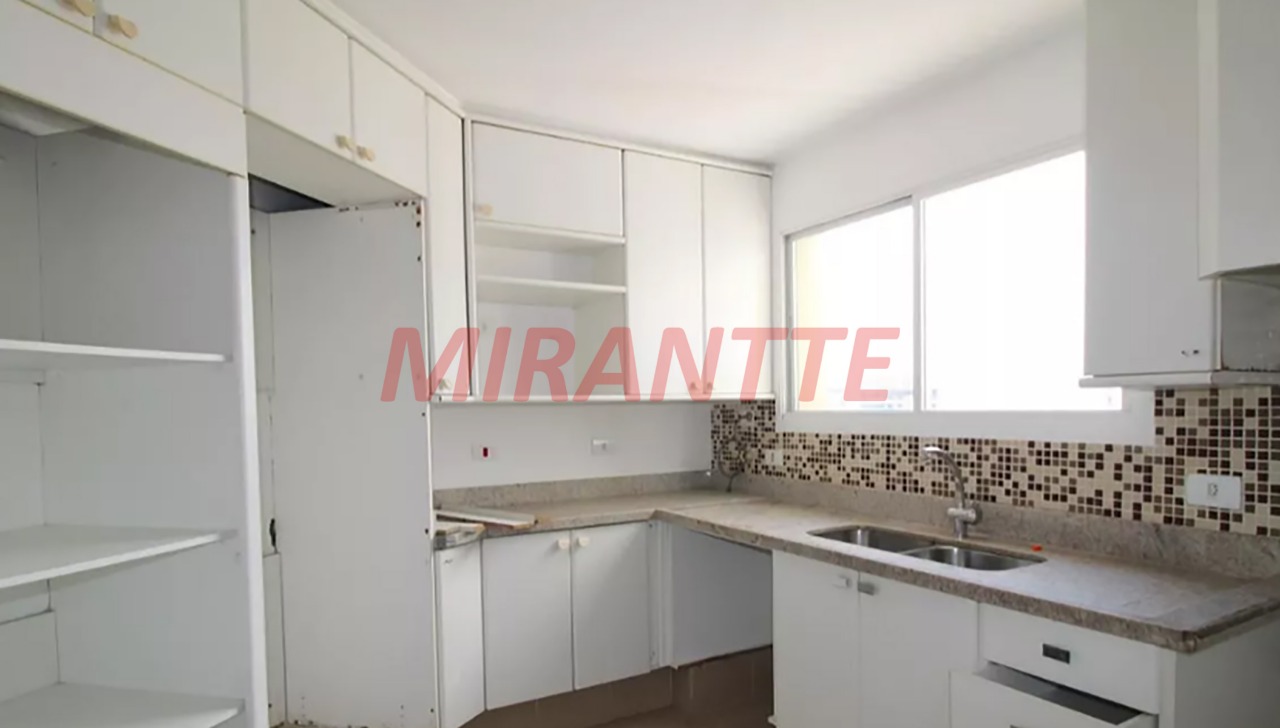 Cobertura de 365m² com 4 quartos em Campo Belo