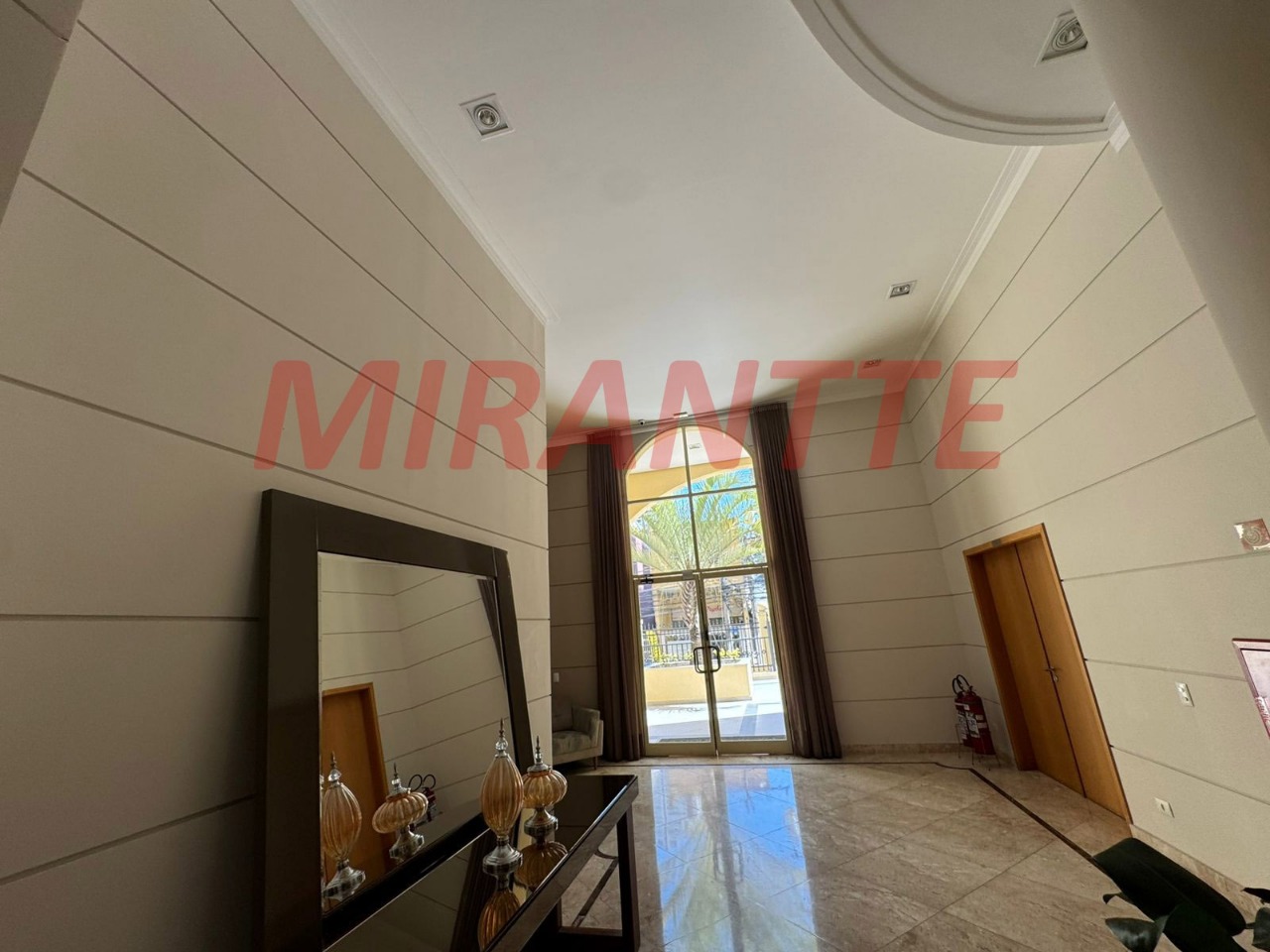 Apartamento de 133m² com 3 quartos em Santana