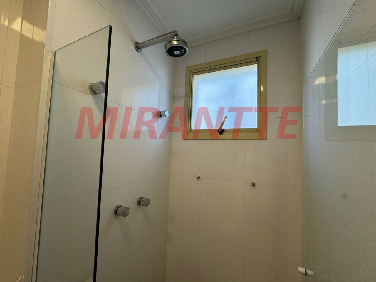 Apartamento de 133m² com 3 quartos em Santana