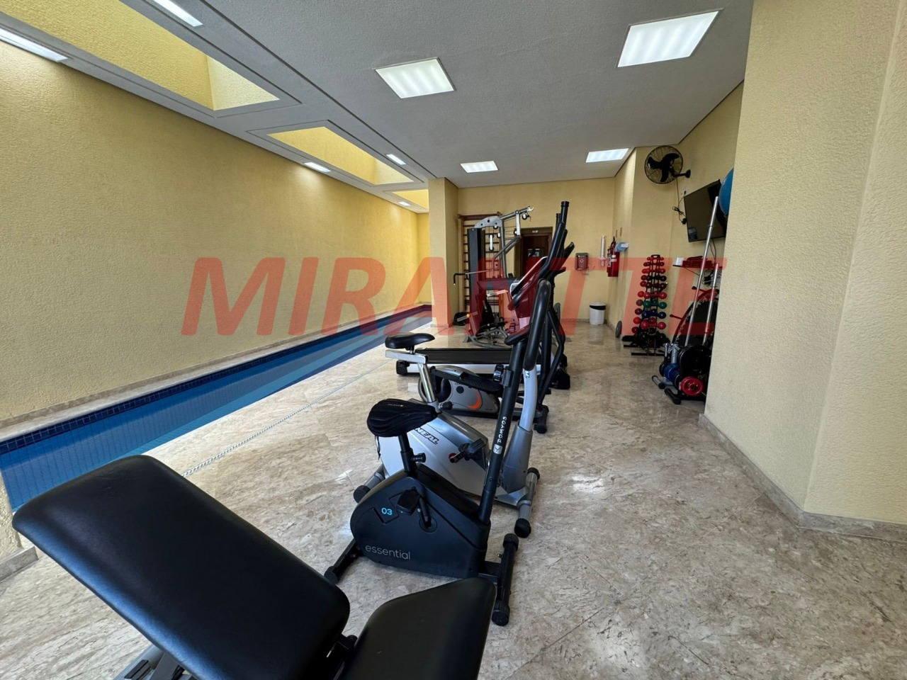 Apartamento de 133m² com 3 quartos em Santana