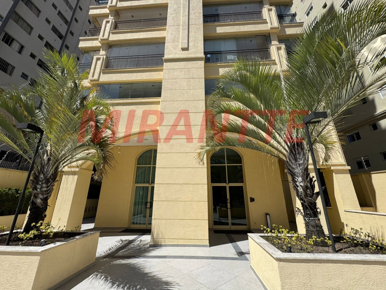 Apartamento de 133m² com 3 quartos em Santana