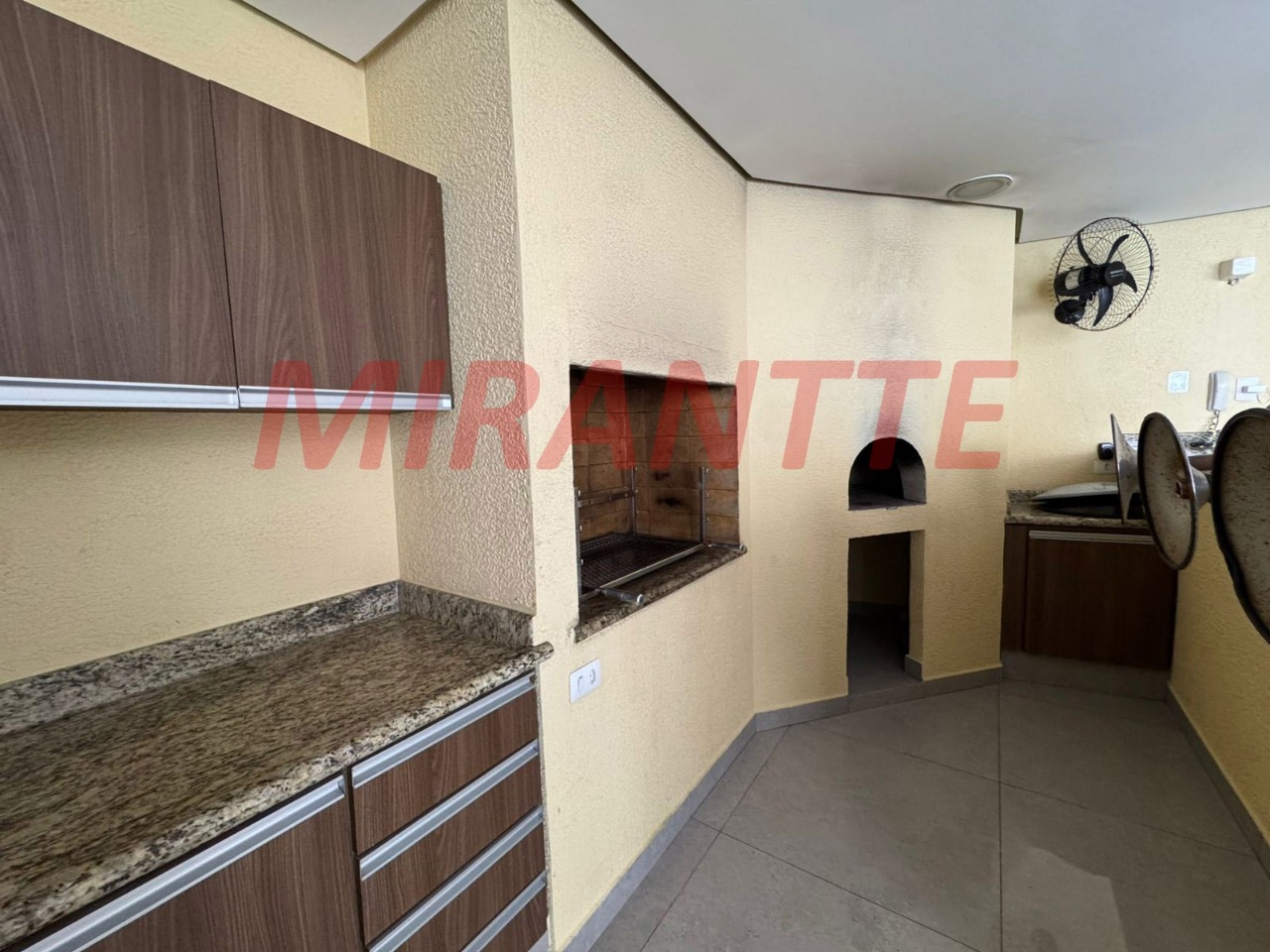 Apartamento de 133m² com 3 quartos em Santana