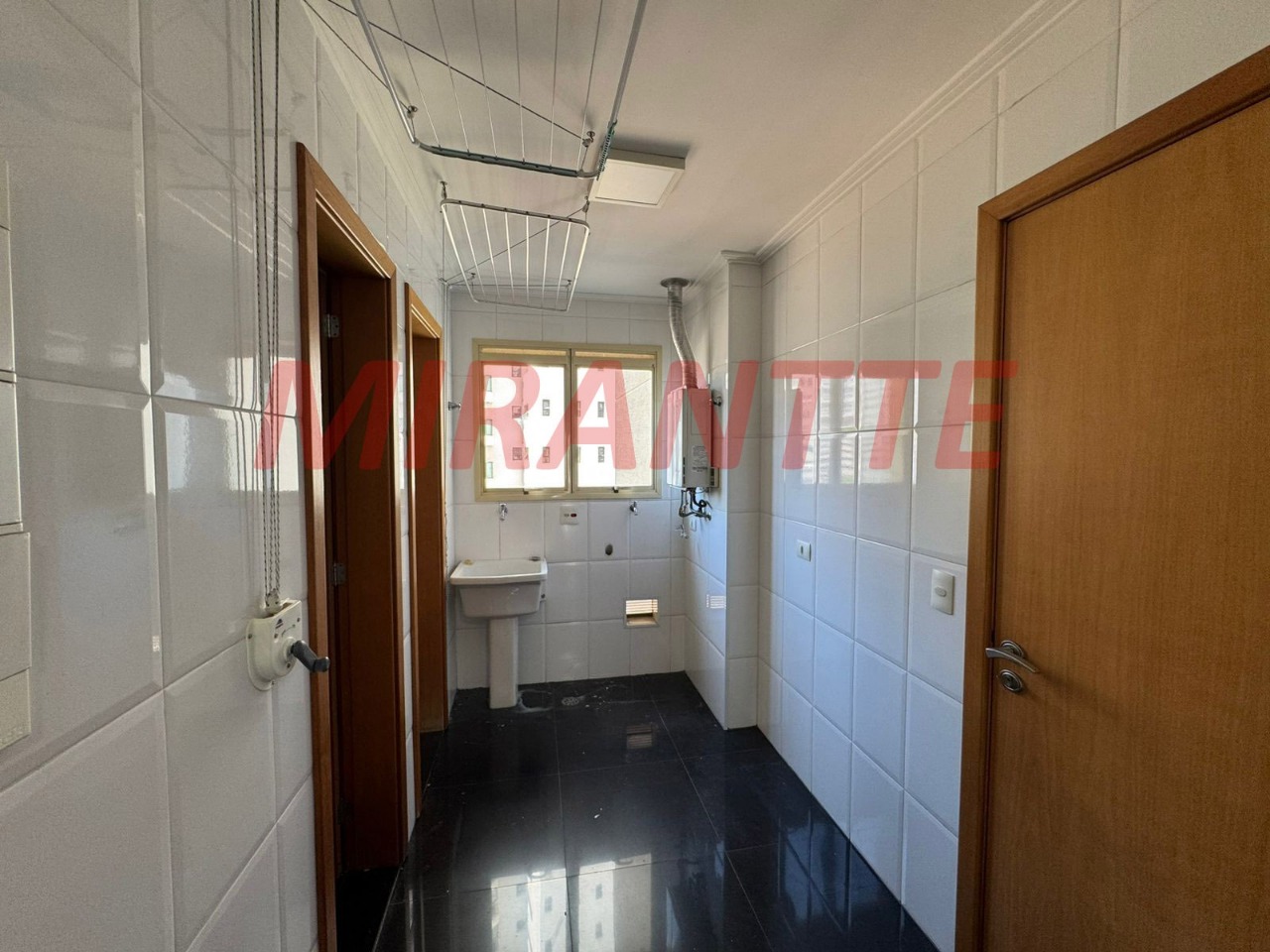 Apartamento de 133m² com 3 quartos em Santana