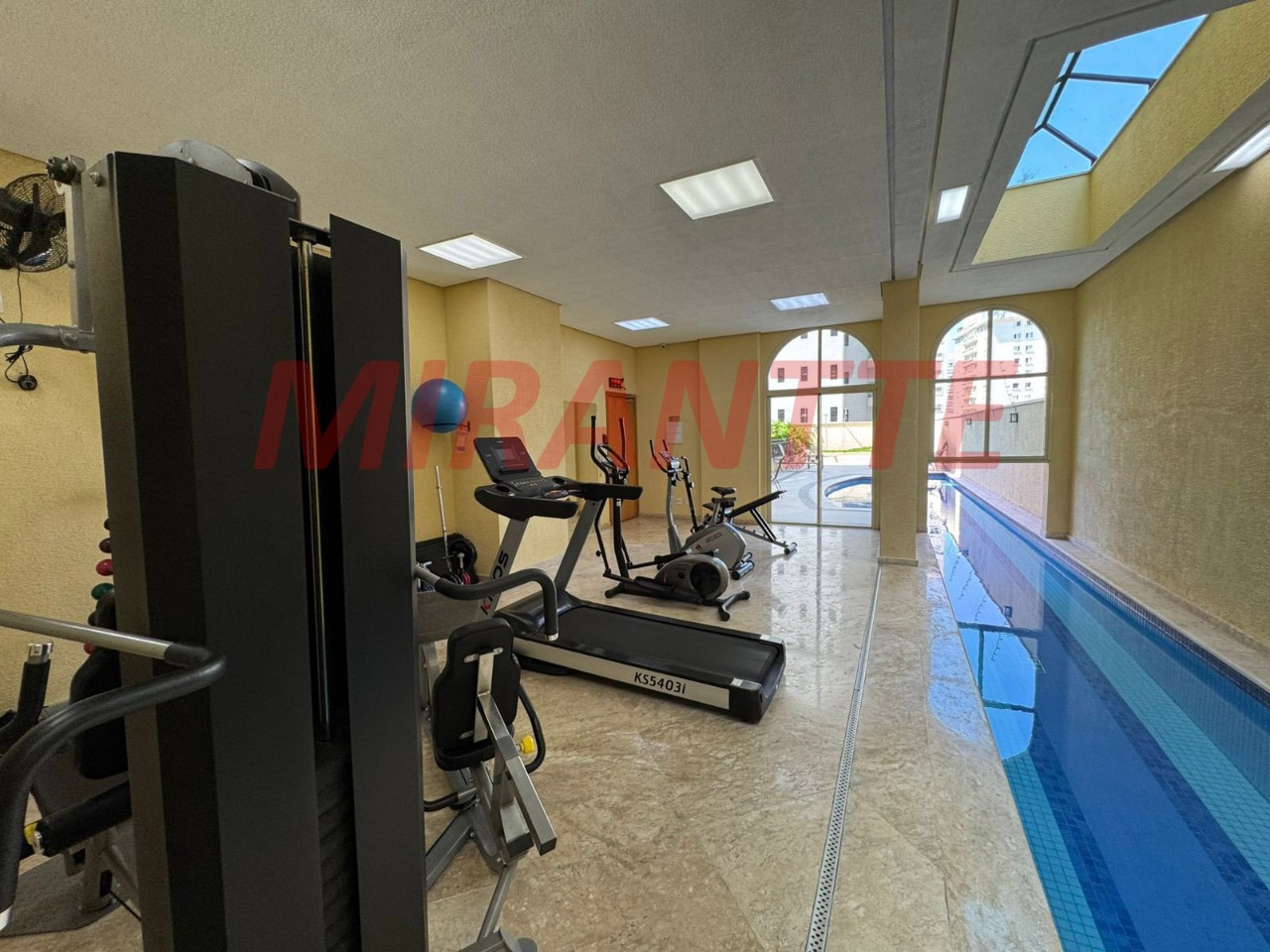 Apartamento de 133m² com 3 quartos em Santana