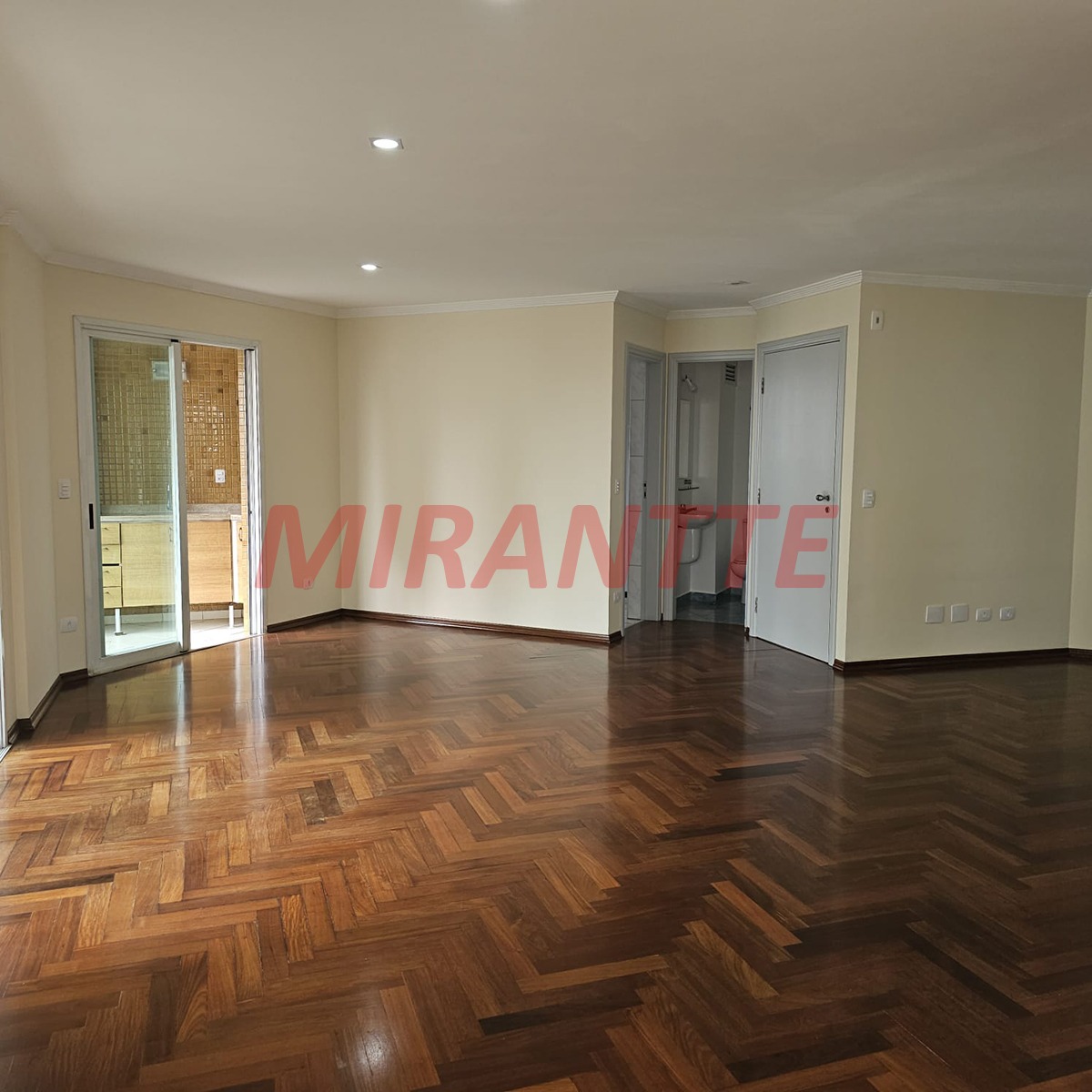 Apartamento de 126m² com 3 quartos em Santana