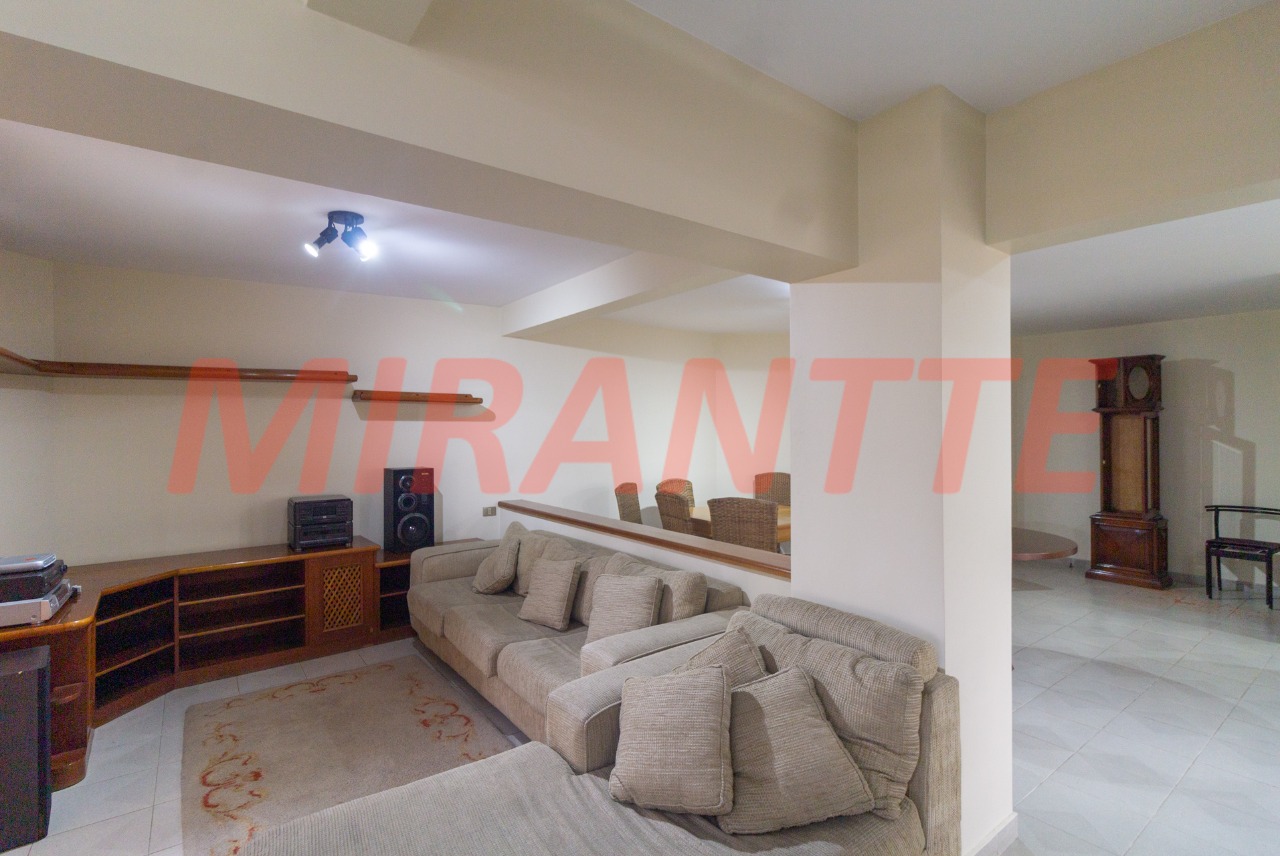 Apartamento de 190m² com 4 quartos em Santana