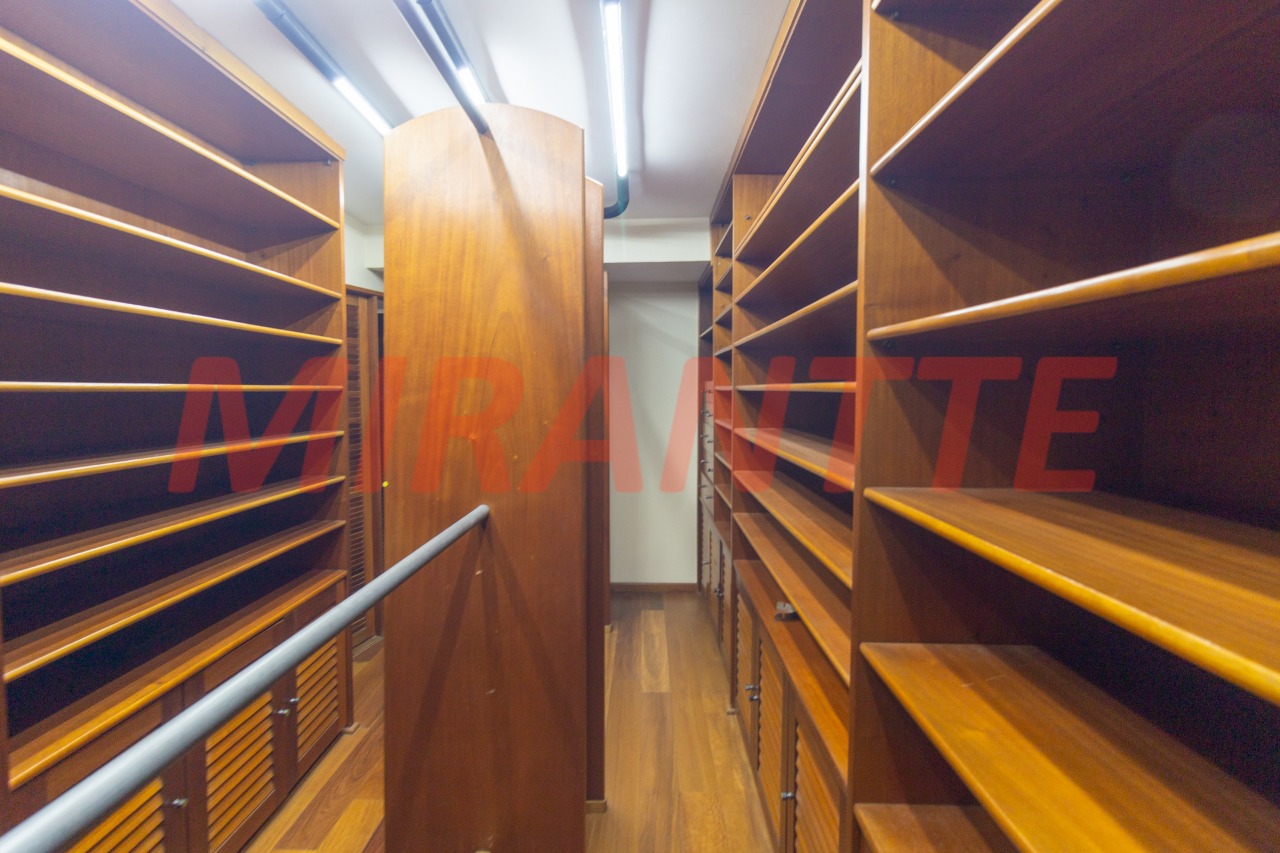 Apartamento de 190m² com 4 quartos em Santana