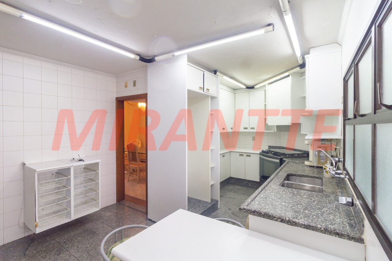 Apartamento de 190m² com 4 quartos em Santana