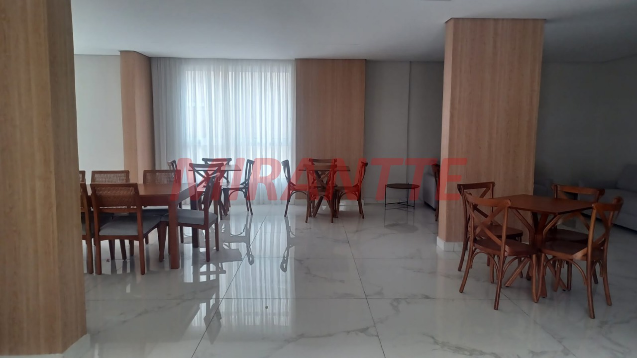 Apartamento de 55m² com 2 quartos em Vila Mazzei
