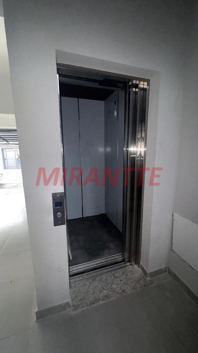 Apartamento de 40m² com 2 quartos em Vila Dom Pedro II