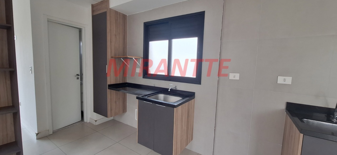 Apartamento de 35m² com 1 quartos em Água Fria