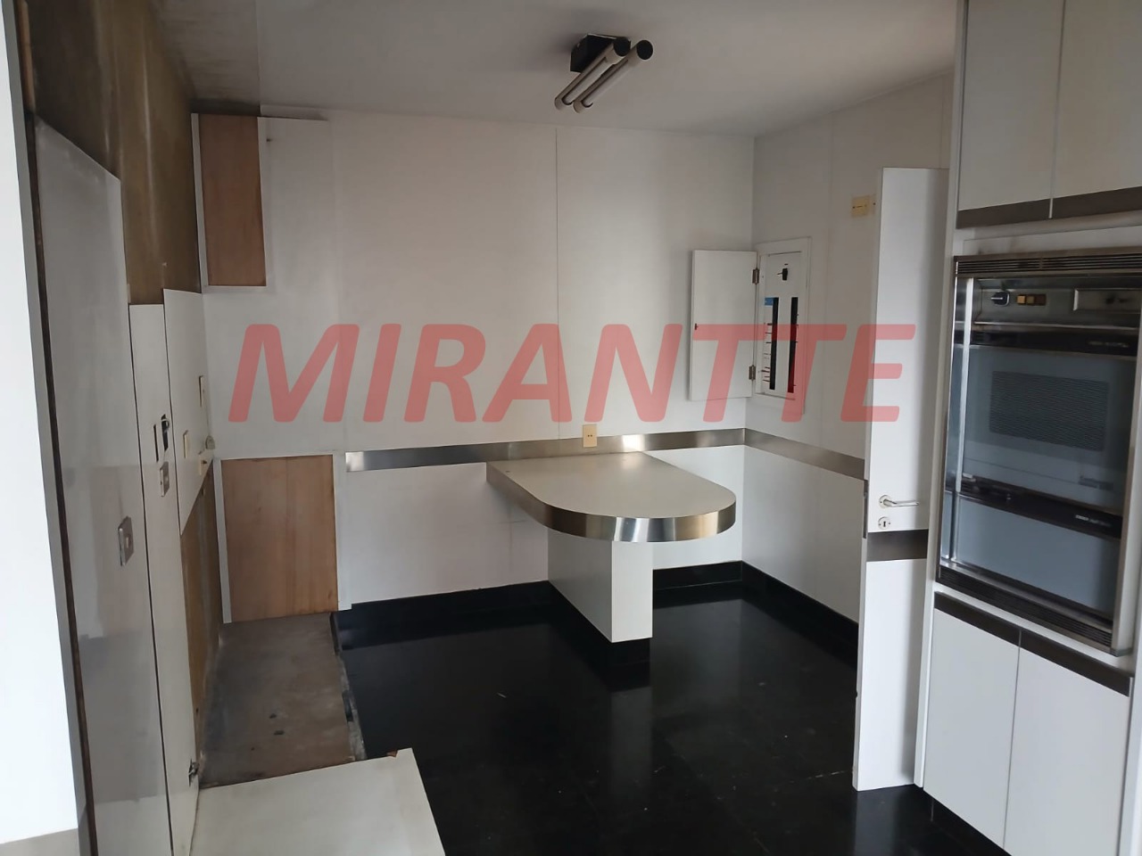 Apartamento de 200m² com 4 quartos em Santana