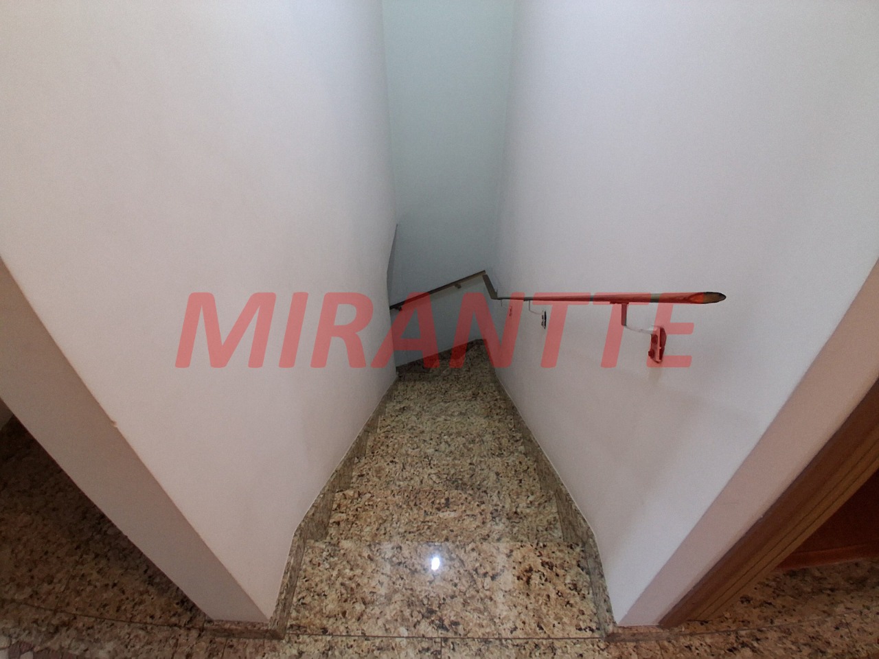 Sobrado de 189m² com 4 quartos em Vila Maria
