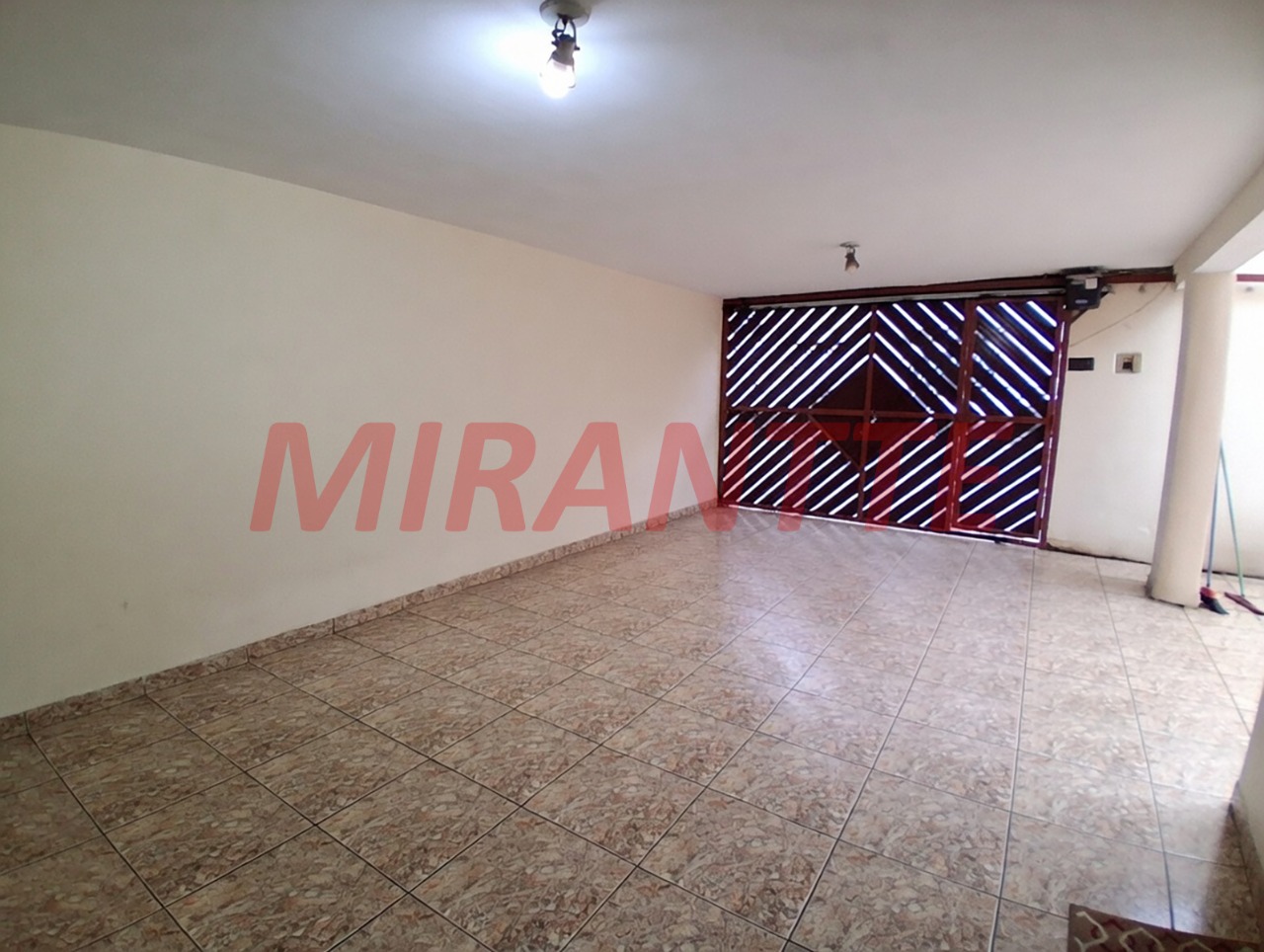 Sobrado de 189m² com 4 quartos em Vila Maria